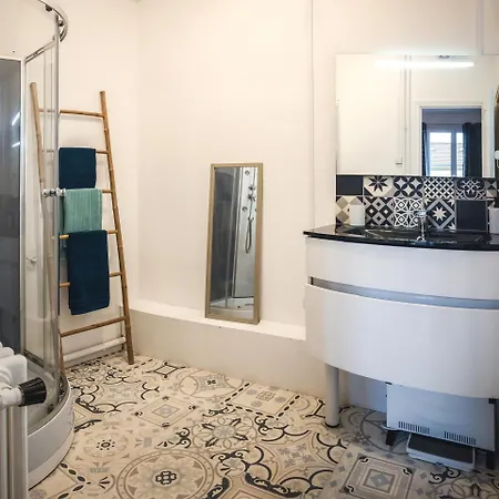 Apartment Le Petit Chez Vous - T1 -2 Pers *